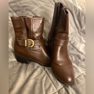 Naturalizer dark brown booties size 10 medium